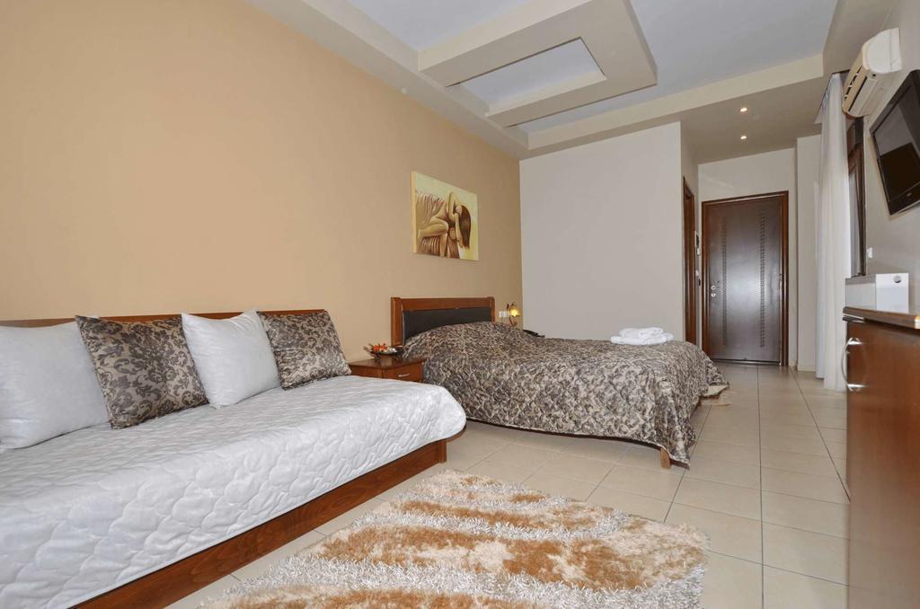 Hotel Philippion Káto Loutrákion Exterior foto