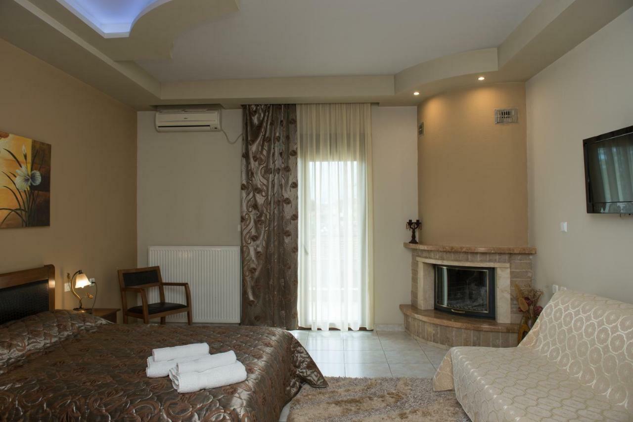 Hotel Philippion Káto Loutrákion Exterior foto